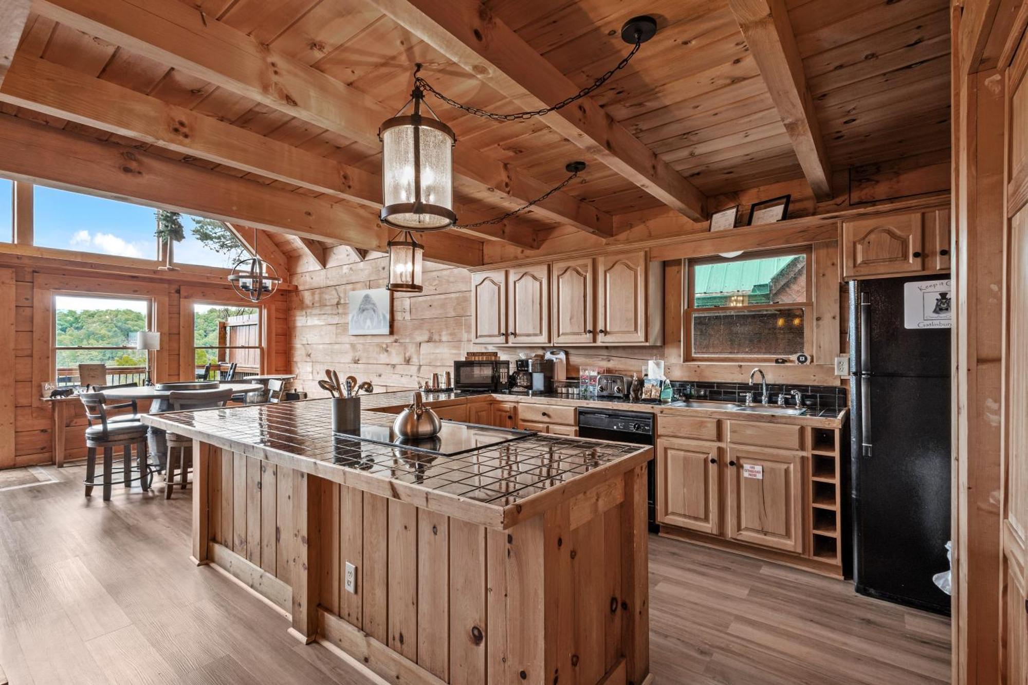 Classy Bear Chalet